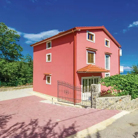 Casa vacanze Awesome In With Kitchen