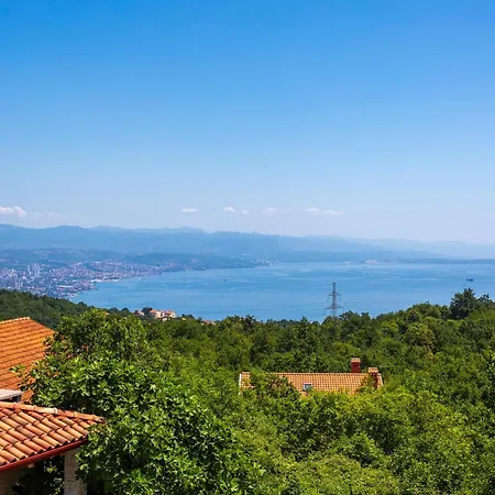 3 Bedroom Cozy In Сasa de vacaciones