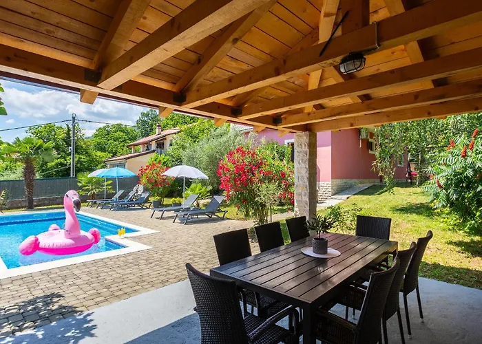 Σπίτι διακοπών 3 Bedroom Cozy In Veprinac