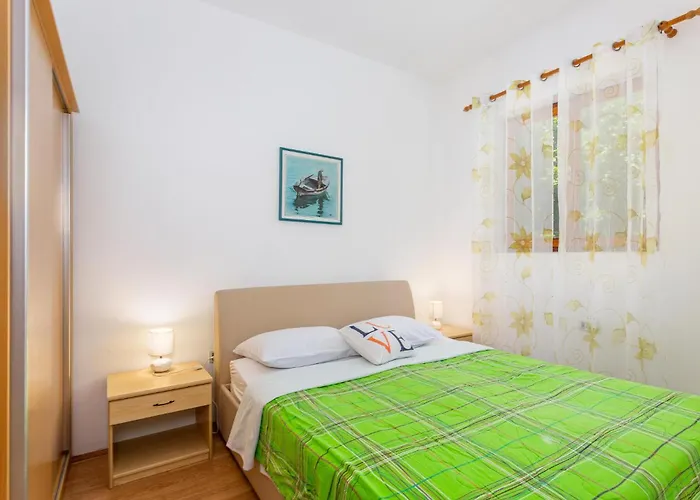 3 Bedroom Cozy In Σπίτι διακοπών *